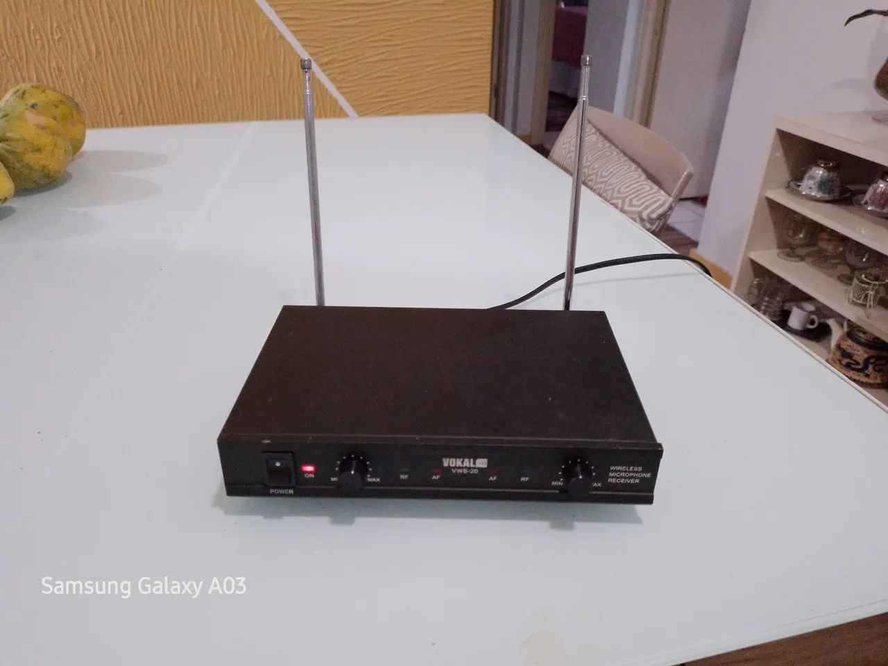 Receptor Microfone Sem Fio Vokal VWS-20 [só a base]