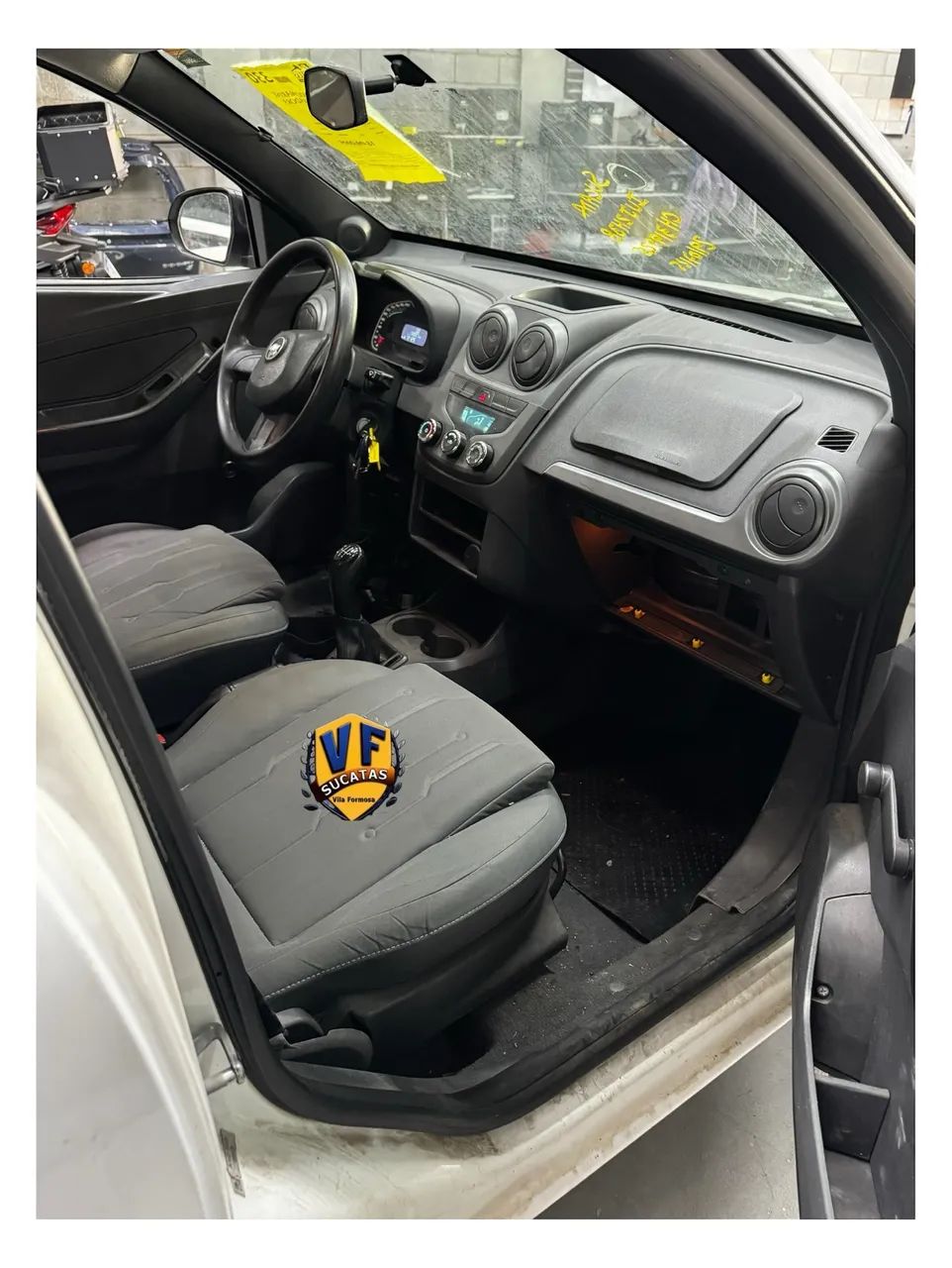 Sucata Chevrolet Montana 1.4 2013 para venda de peças com nota fiscal 2