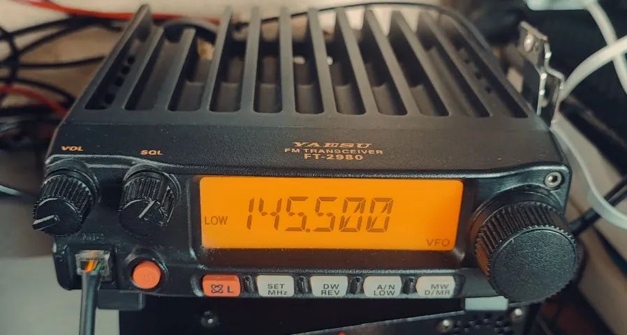 Rádio yaesu  - Foto 2