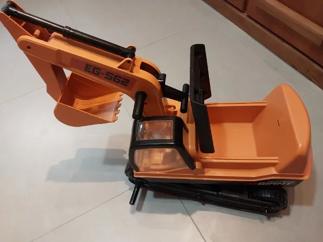 Retro escavadeira Giant