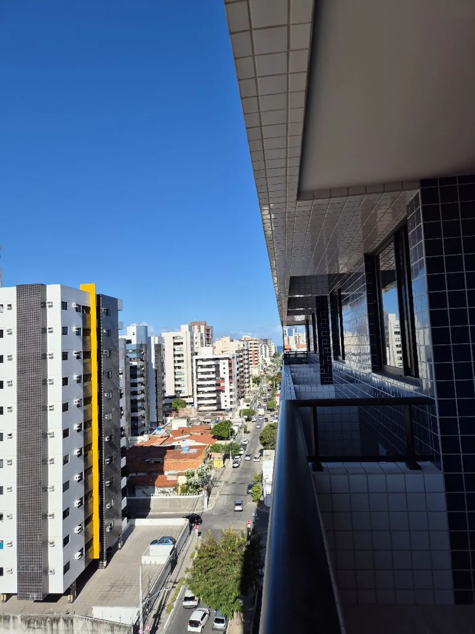 Alugo AP na Ponta Verde