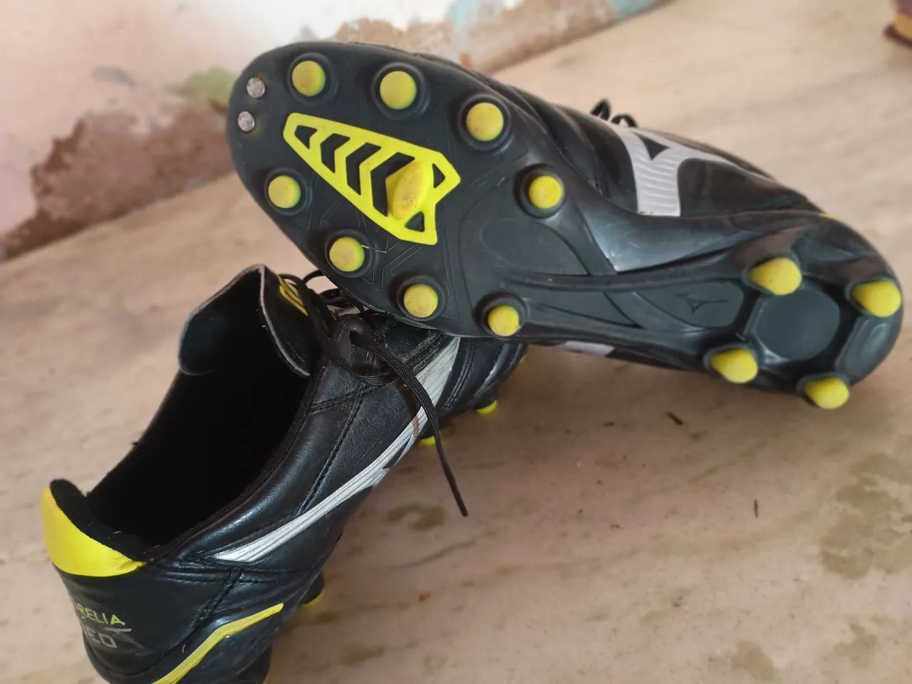 Chuteiras Mizuno Profissionais - Foto 5