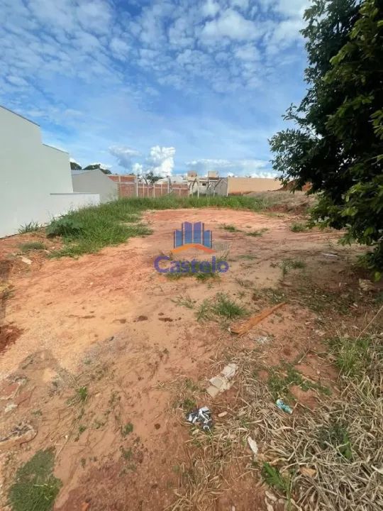 Terreno para Venda em Umuarama / PR no bairro Jardim Florença