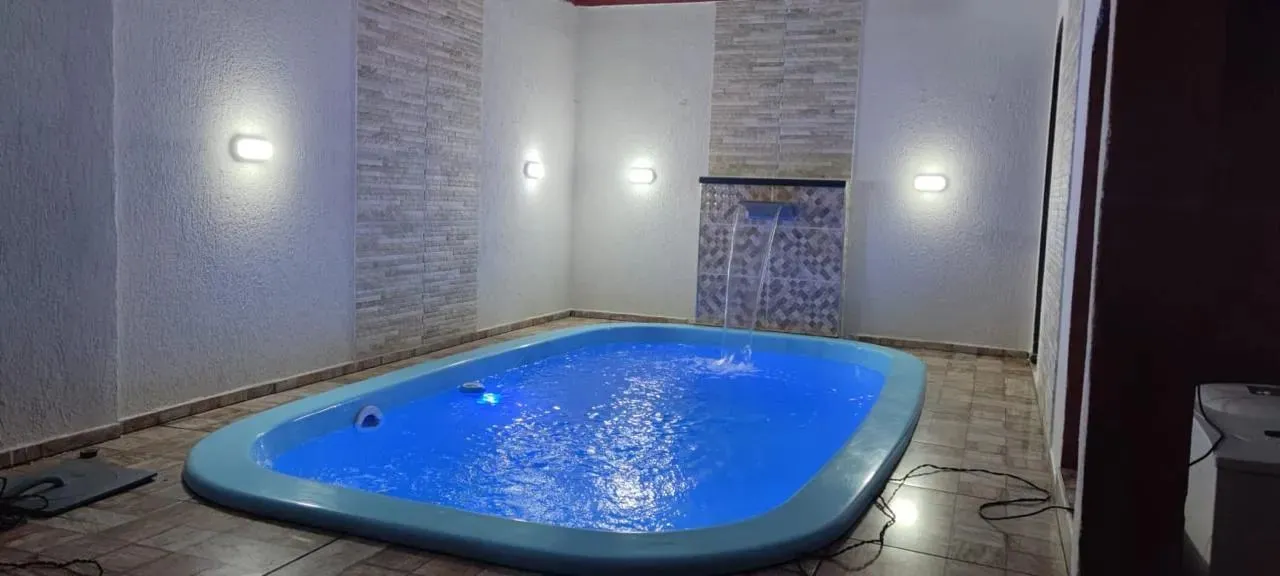 Casa à venda com piscina, Florida Mirim - Mongaguá - SP