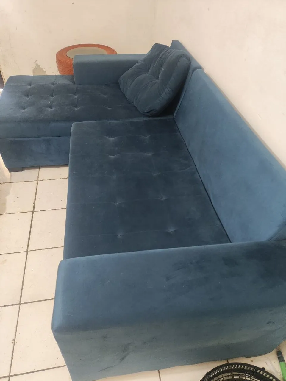 Sofá de canto azul moderno
