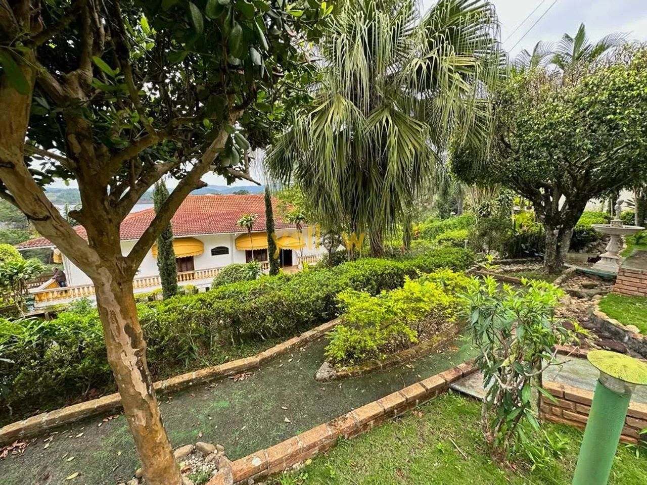 Chácara em Almeida Prado - Igaratá com 400m² de área útil, 4 dormitórios e 4 suítes por R$ - Foto 15