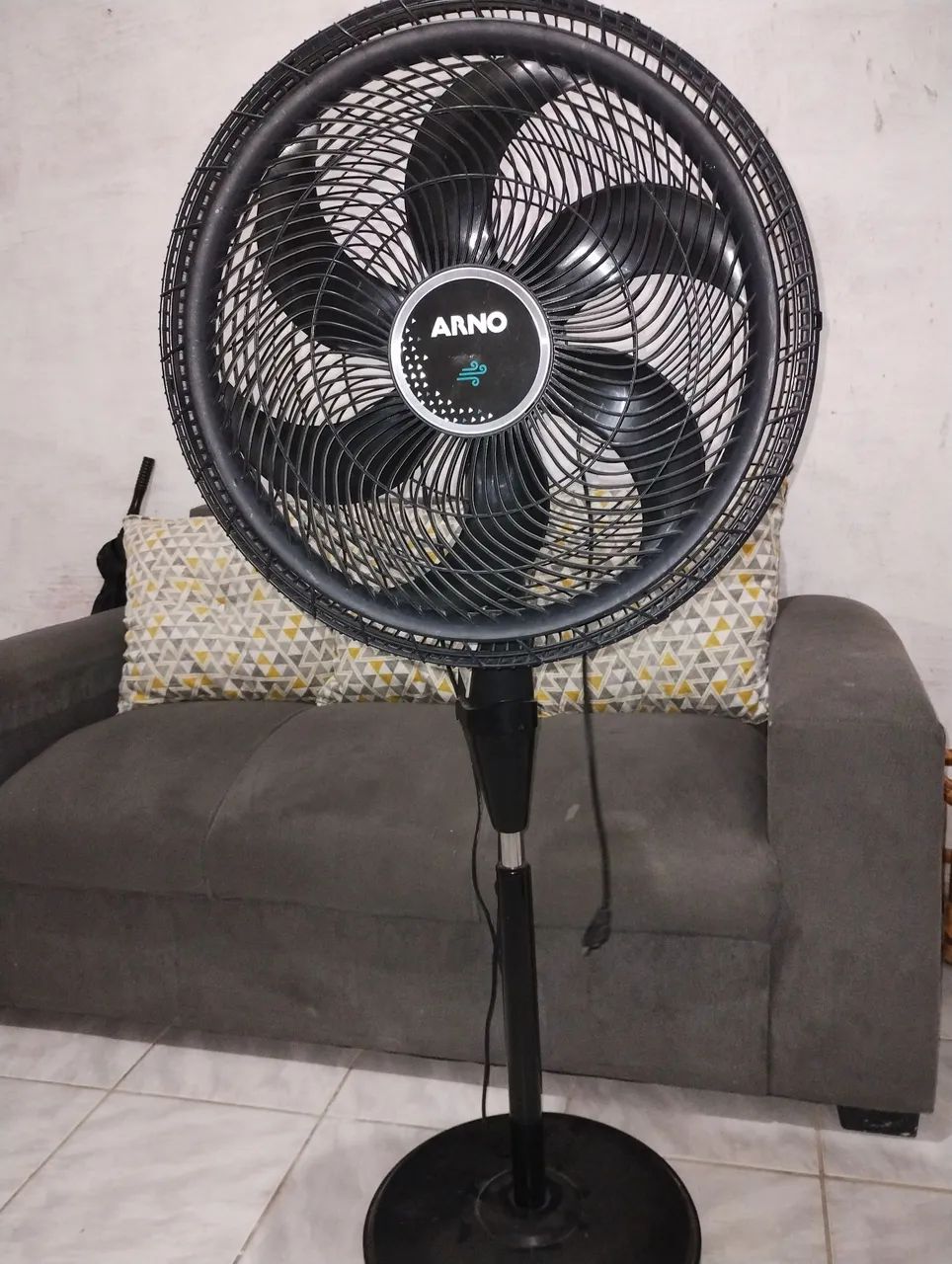 Ventilador Arno 50cm com bases Coluna e mesa 
