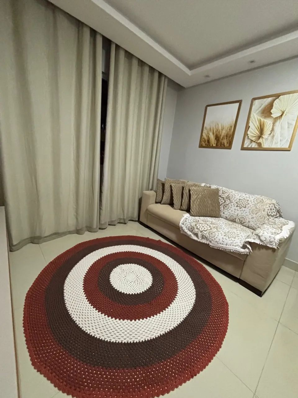 Sofá 03 lugares (bege) - Foto 4