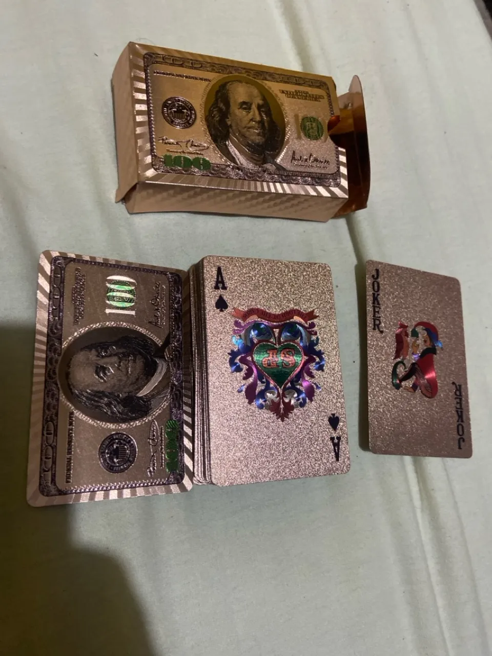 Baralho de cartas dourado rose - Luxo e exclusividade!