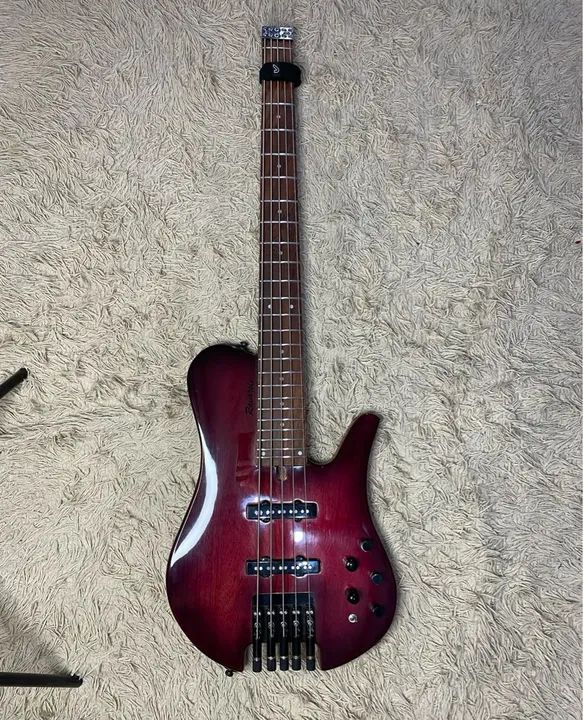 Baixo Natal Ravazoli 5 Cordas - Foto 3