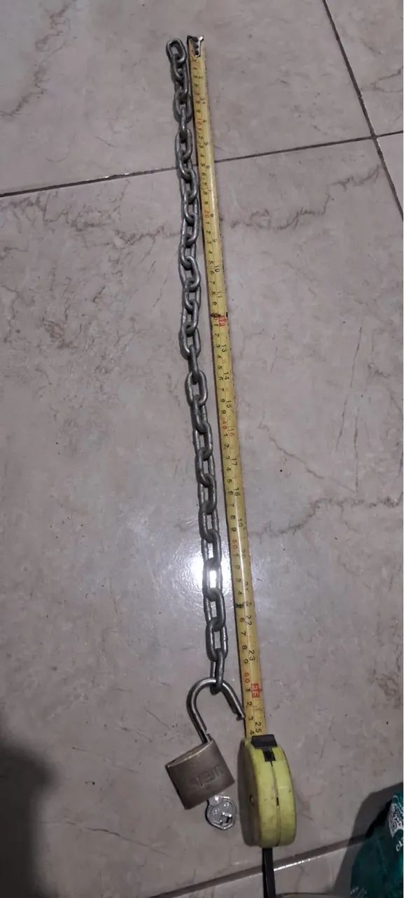 Cadeado com chave e corrente 60cm - Foto 2