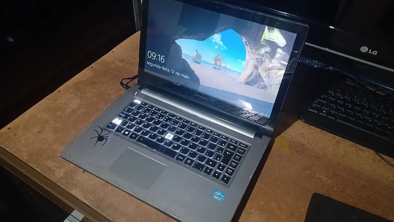 Notebook Lenovo Core i7
