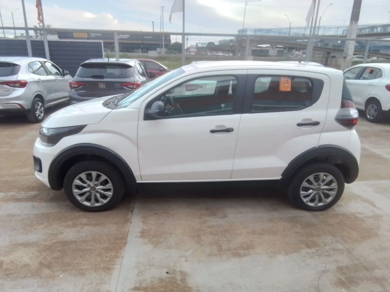Fiat Mobi 2025 1.0 evo flex like. manual
