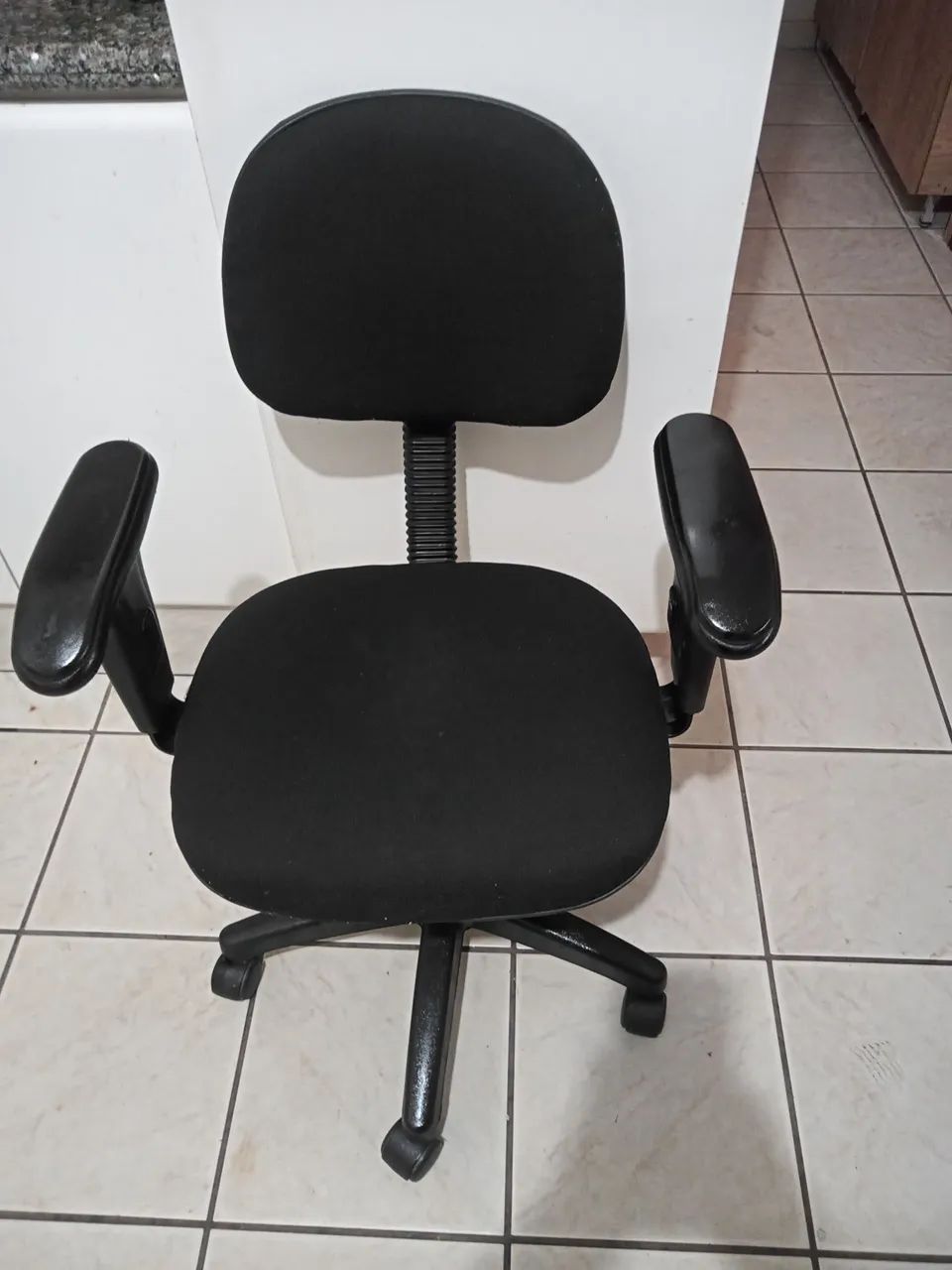 Cadeira de Escritório Giratória Preta