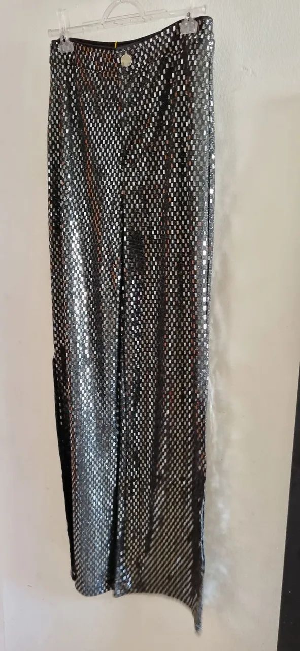 Calça preta brilhosa puro luxo - Foto 3