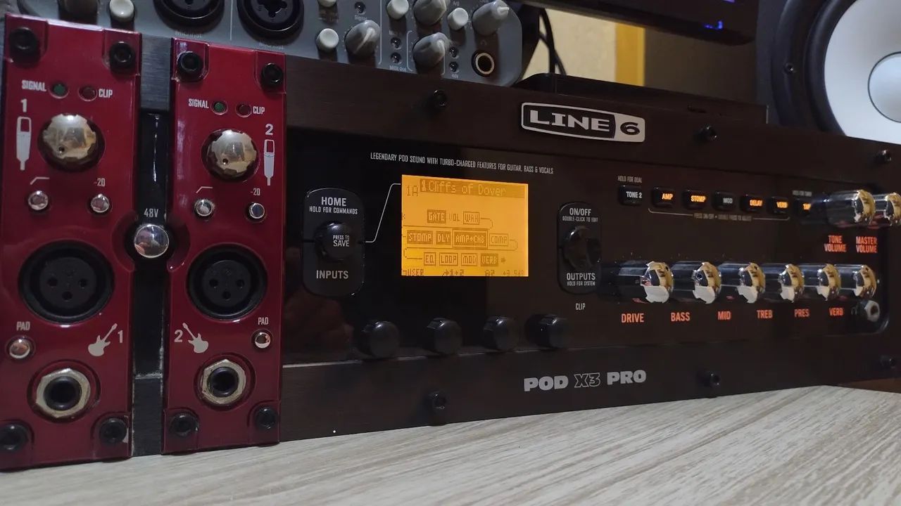 Pedaleira LINE 6 X3 PRO RACK 