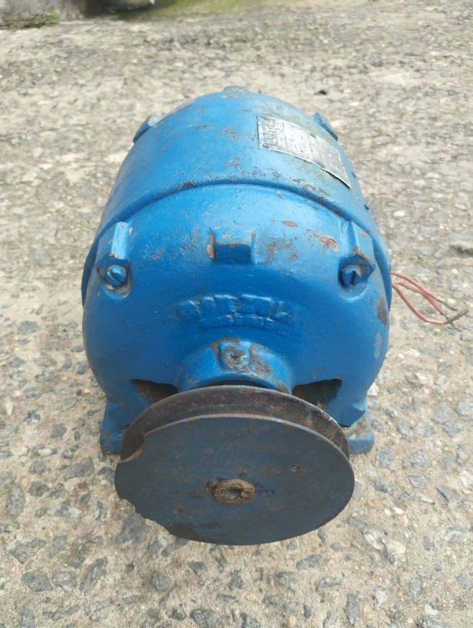 Motor Elétrico 1,5 CV Trifásico  - Foto 3
