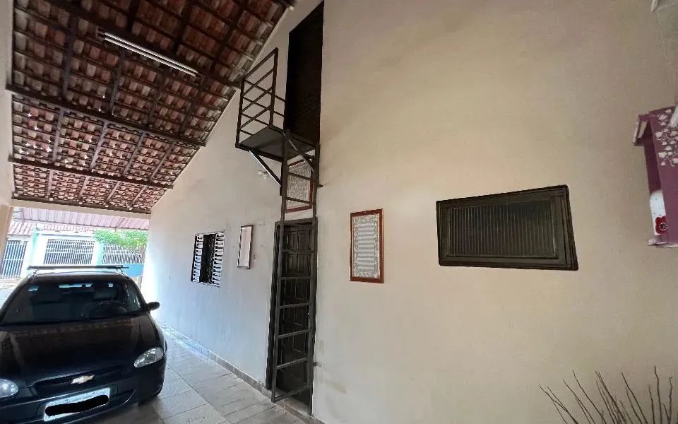 Casa térrea contendo 05 kitnets independentes - Foto 2