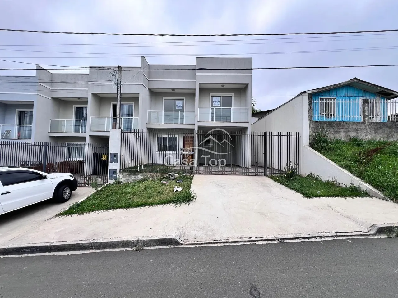 Sobrado para alugar Uvaranas