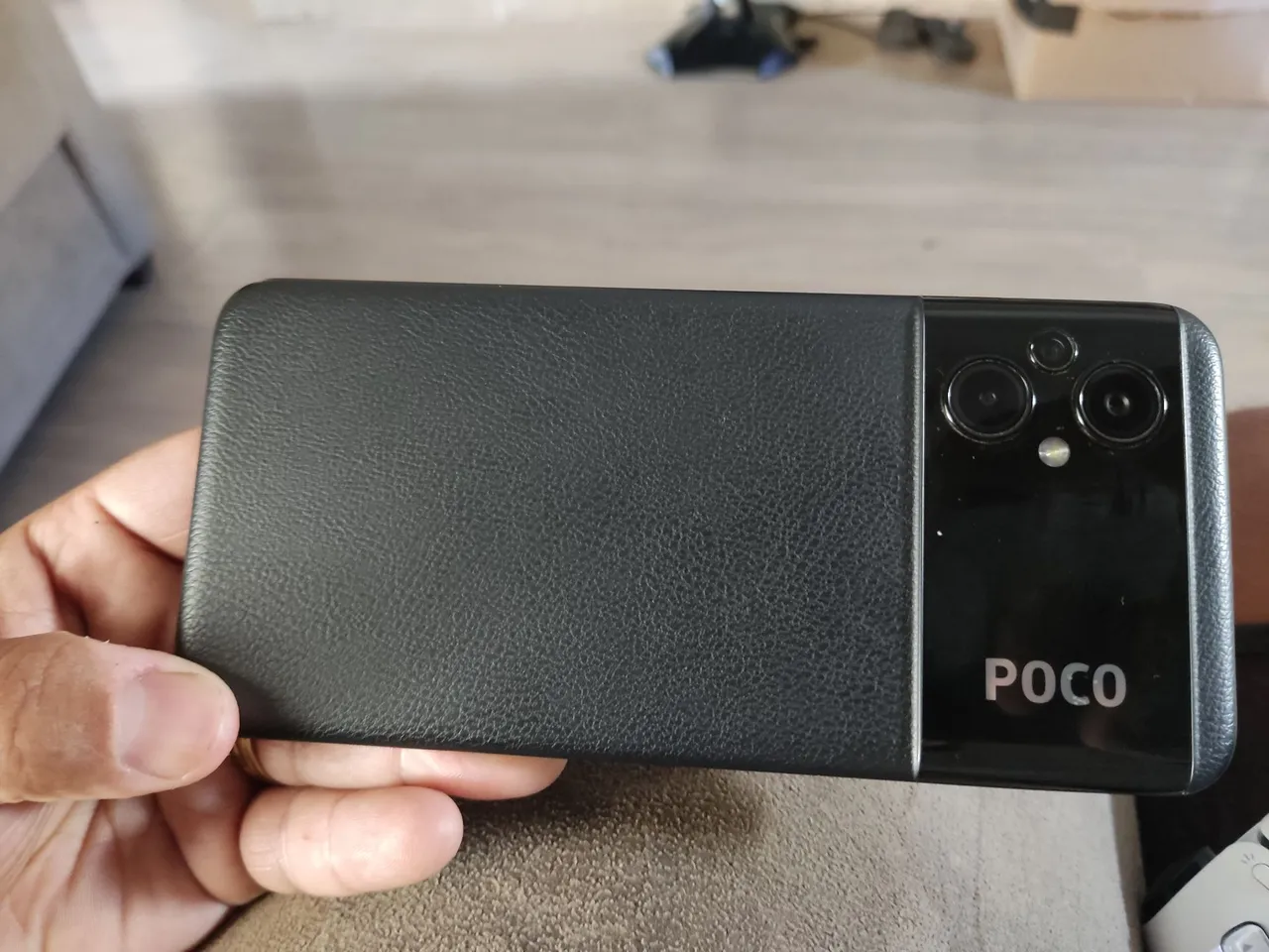 Poco M5