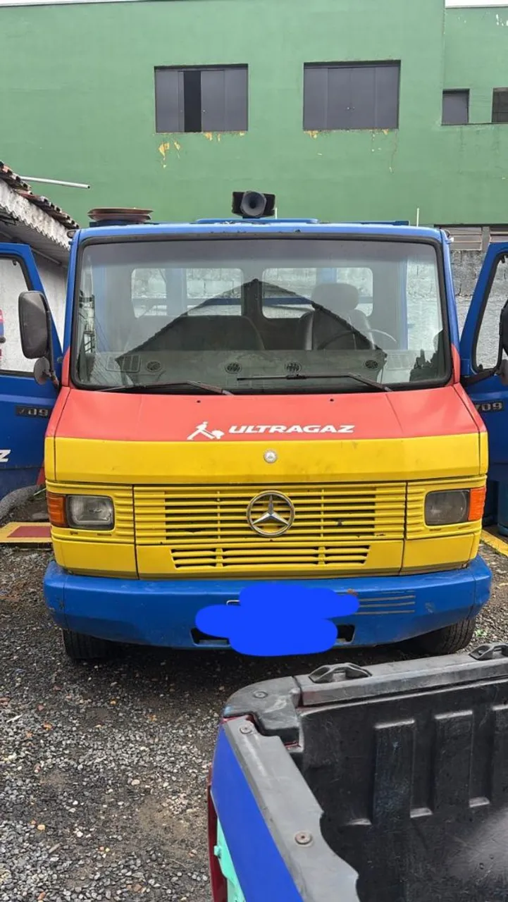 Mb 709 ano 1990