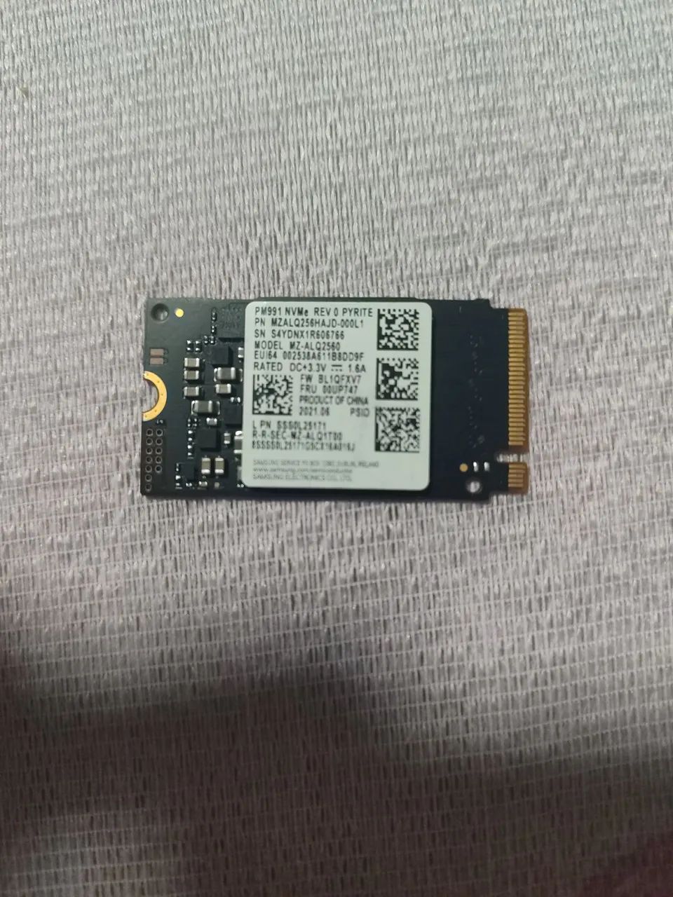 SSD NVMe Samsung 256GB M.2 2230 – Working64739260097155120