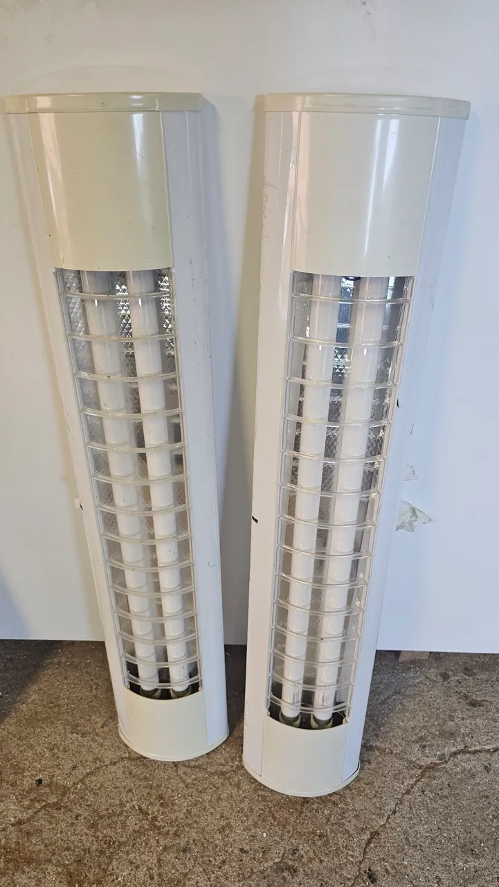 40 Luminárias com Lâmpada Fluorescentes 40watts- Par