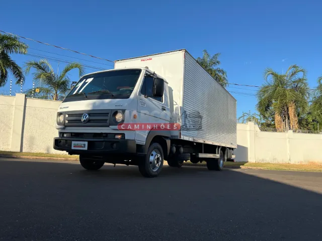 VOLKSWAGEN DELIVERY 8-160