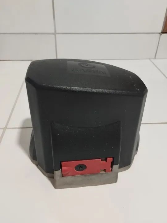 Motor para portão automático marca Garen 