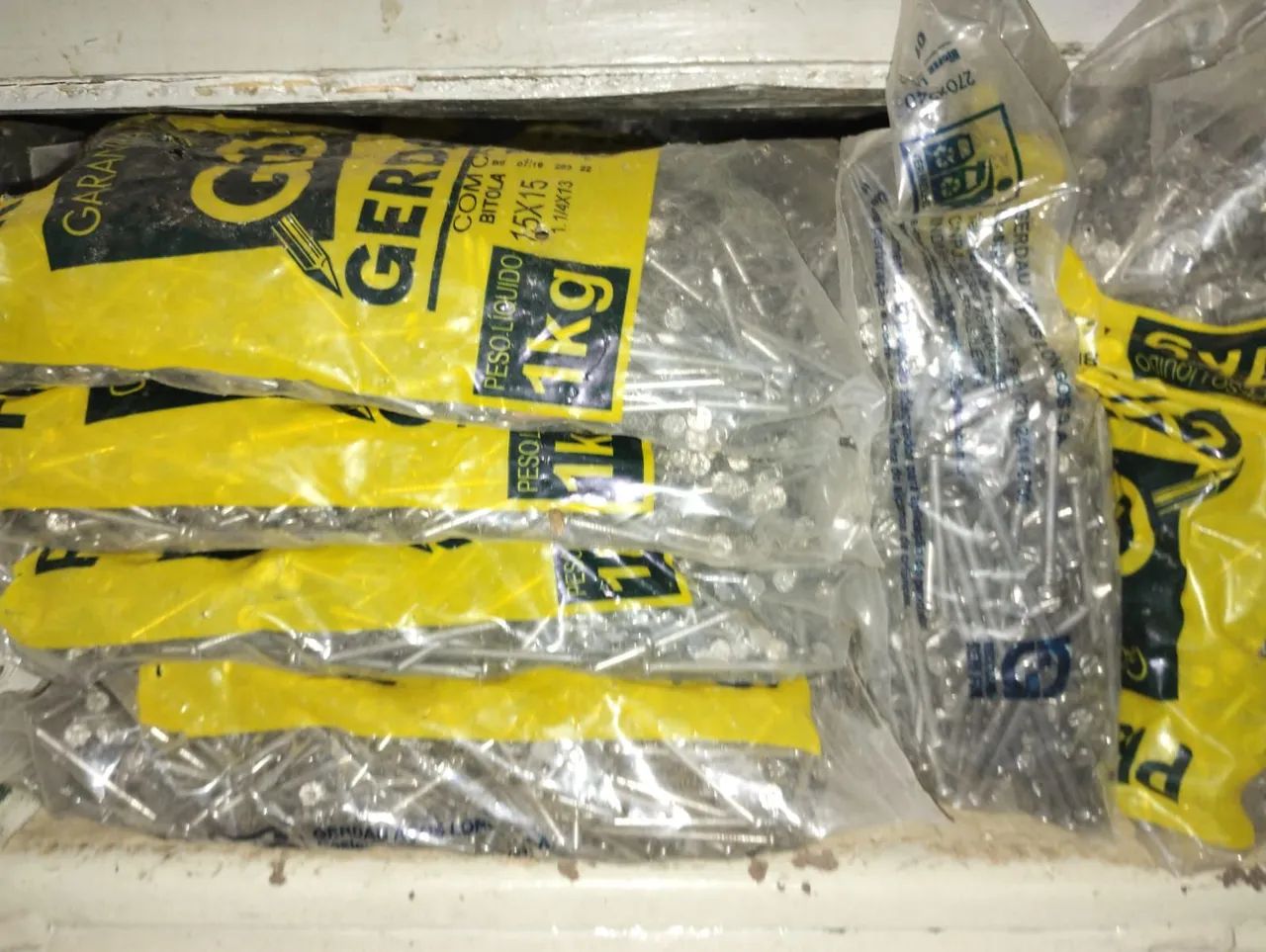 Prego 15 x15 Gerdau 1kg - Foto 2