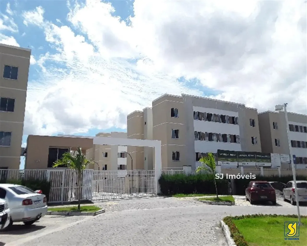 Seu apartamento na Pajuçara com piscina, academia e muito mais!