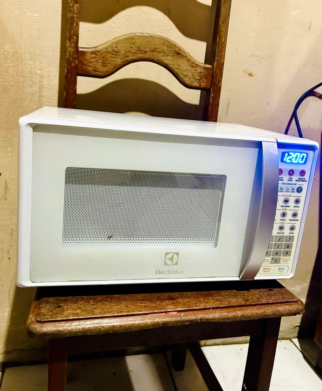 Micro-ondas Electrolux MTO30 com Função Tira Odor 20L - Foto 5