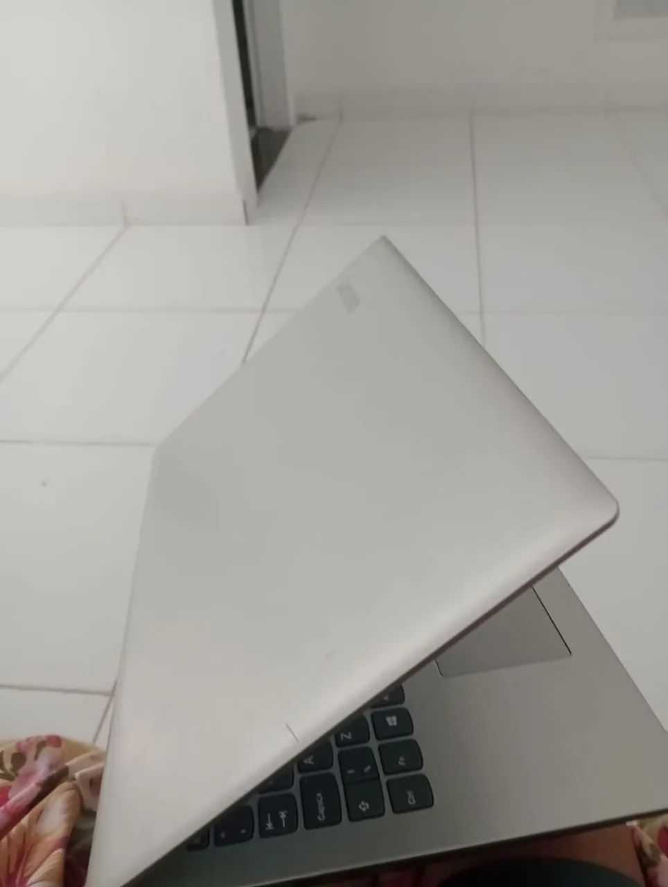 NOTEBOOK LENOVO DDR4 4GB I3 7°GERACAO 900$ - Foto 3