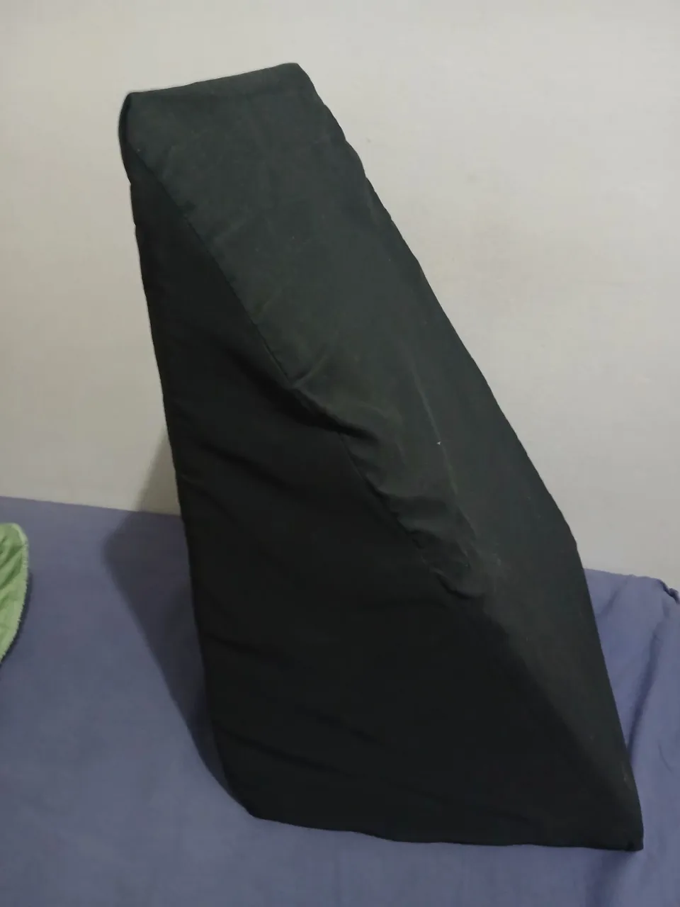 Travesseiro triangular