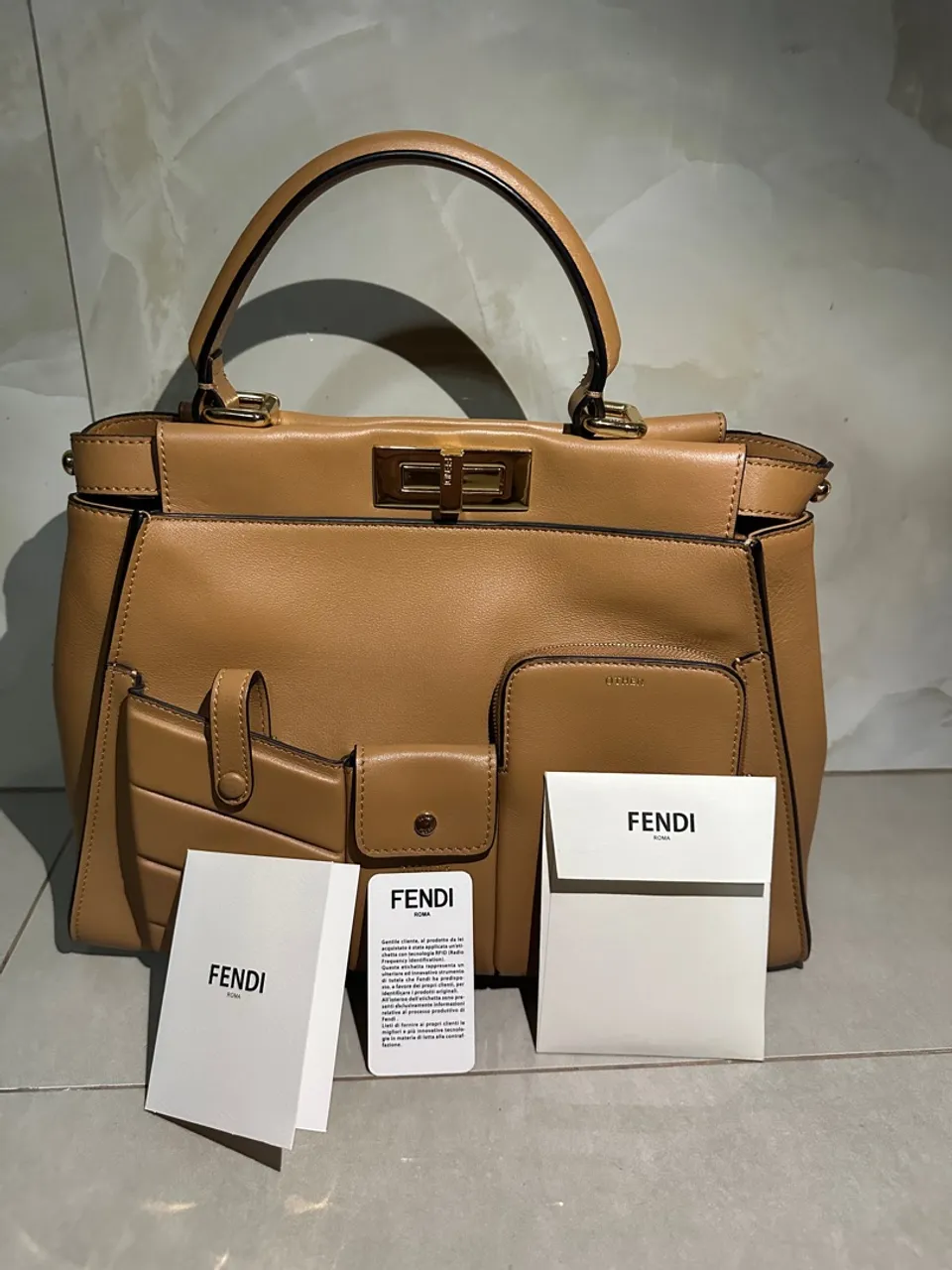 Bolsa Fendi Peekaboo Original - Couro Bege