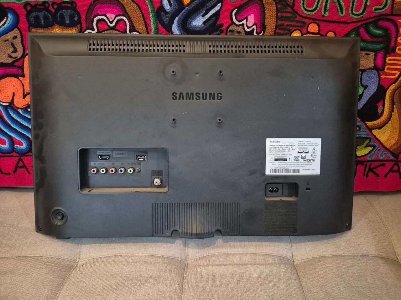 TV Samsung com controle e cabos! - Foto 3