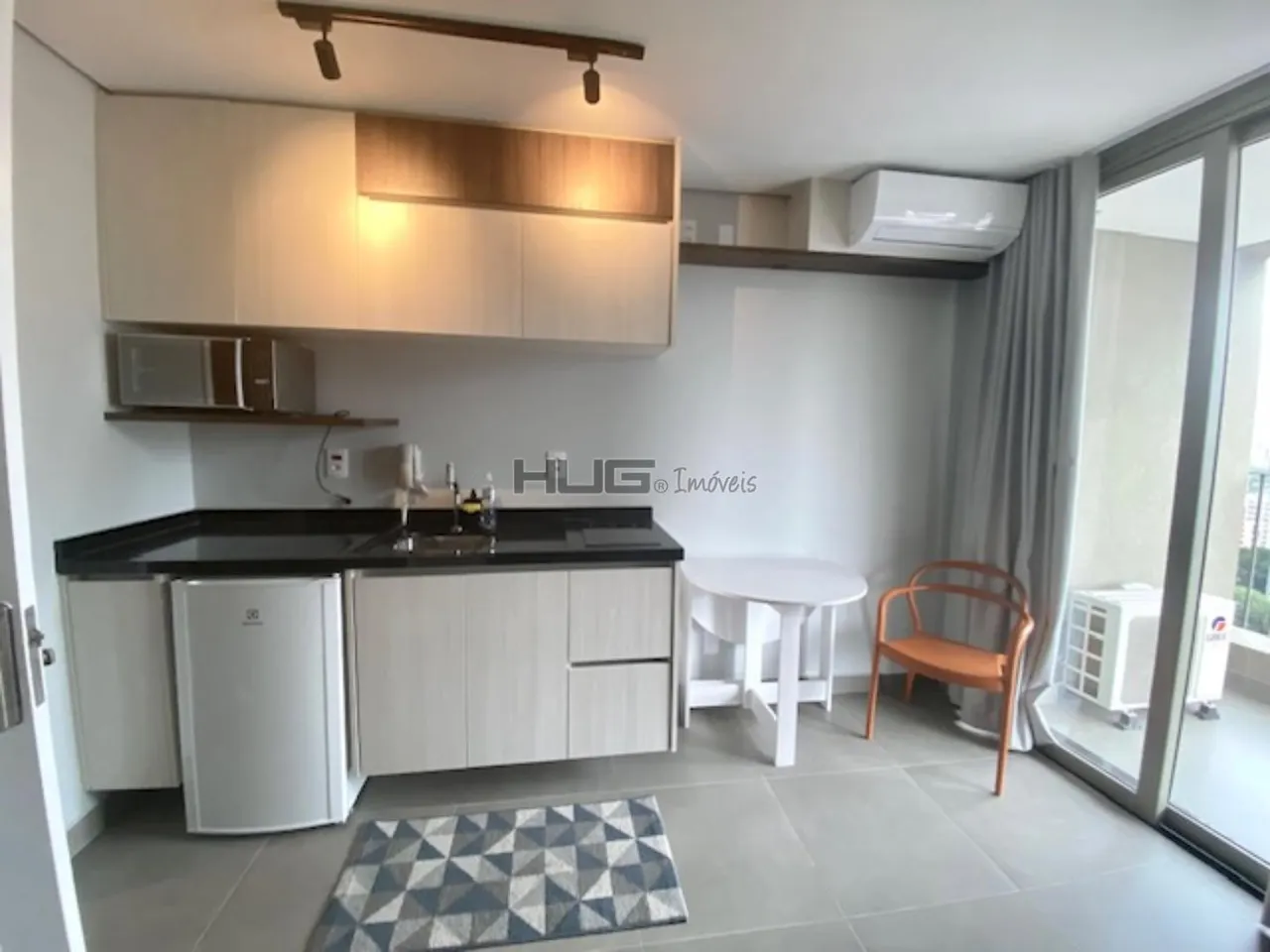 Studio mobiliado para locação, 1 vaga - Jardins