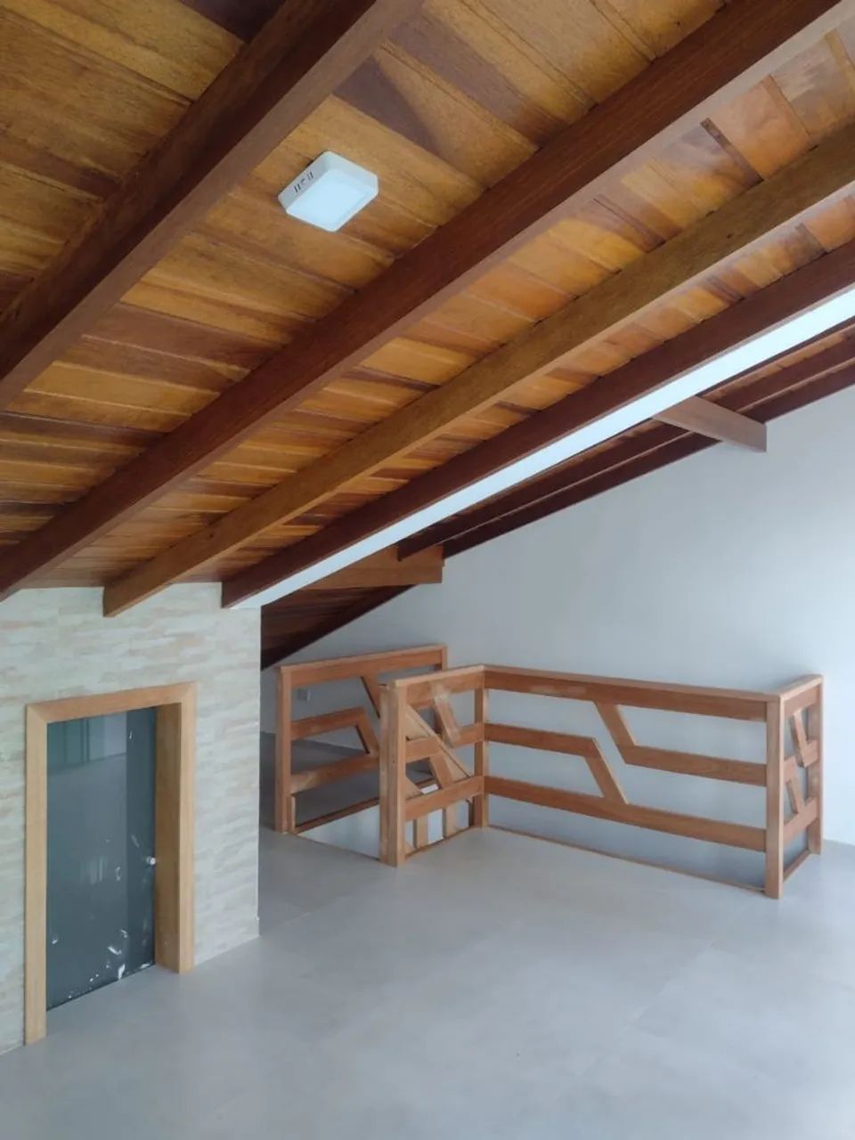 Escada madeira  - Foto 5