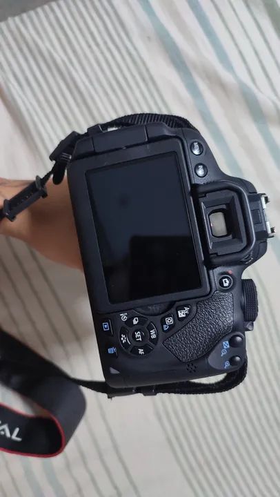 Câmera fotográfica Canon 18-55mm (pouquíssimo usada)  - Foto 4