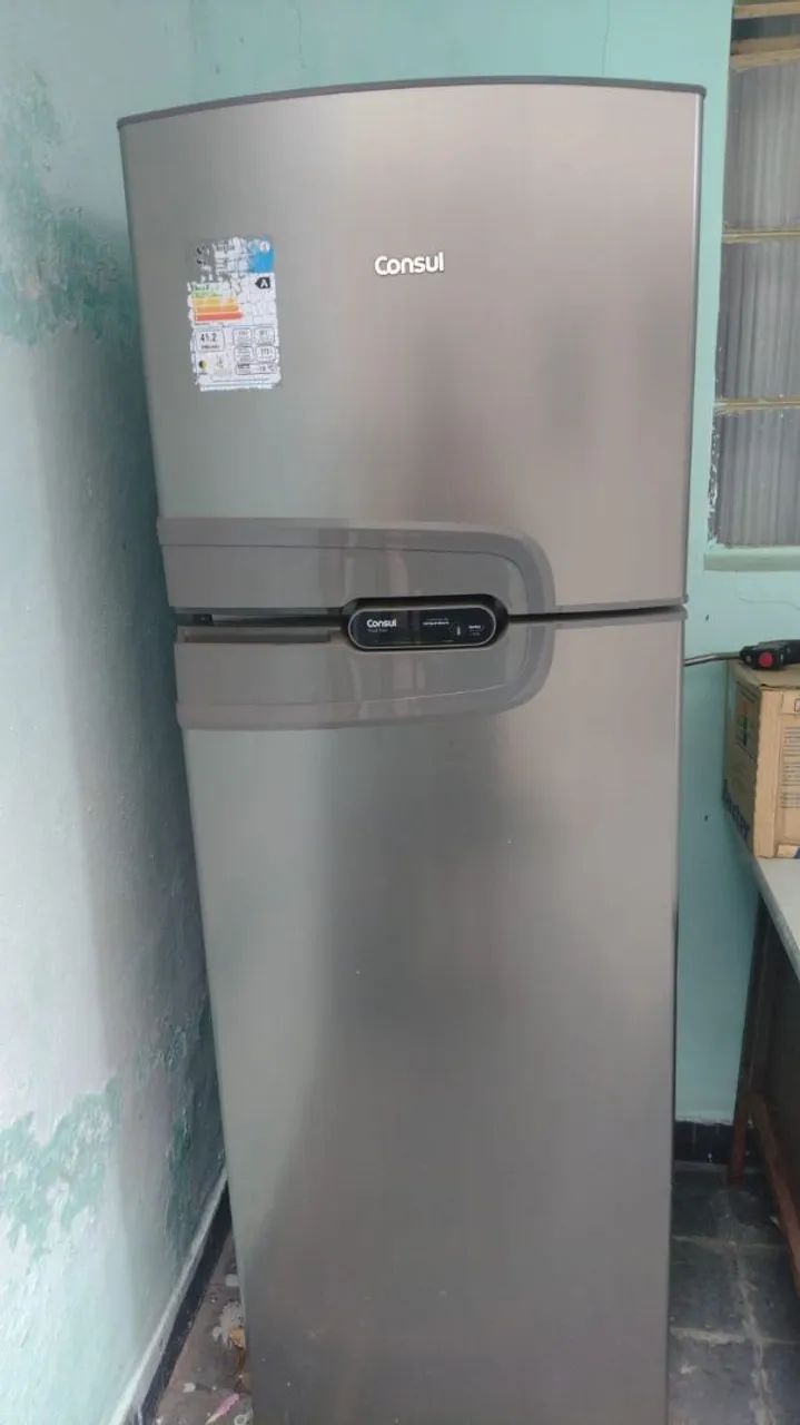 VENDO GELADEIRA CONSUL E LAVA E SECA AMSUNG .