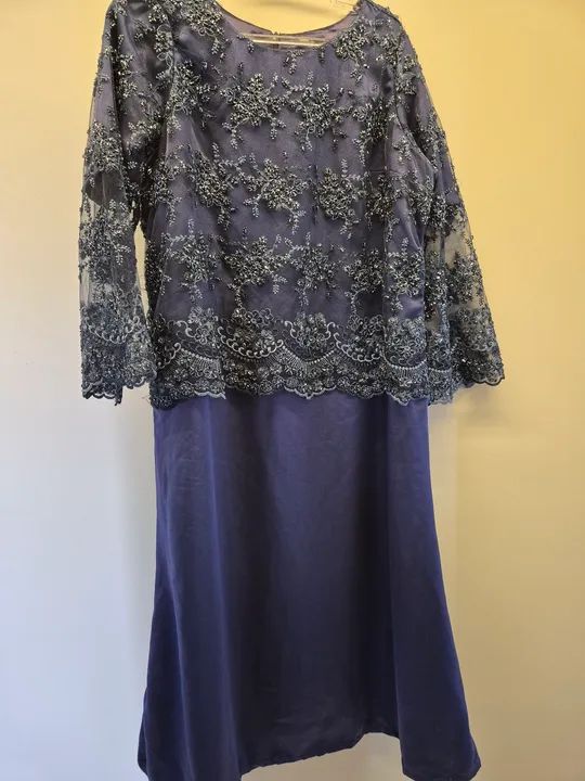 Vestido Azul Bordado