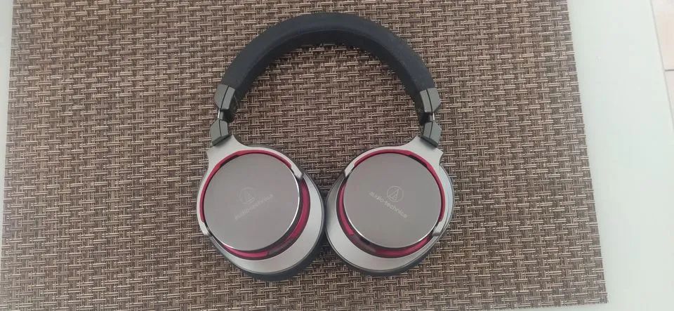 Fone de ouvido Audio-Technica ATH-MSR7 GM