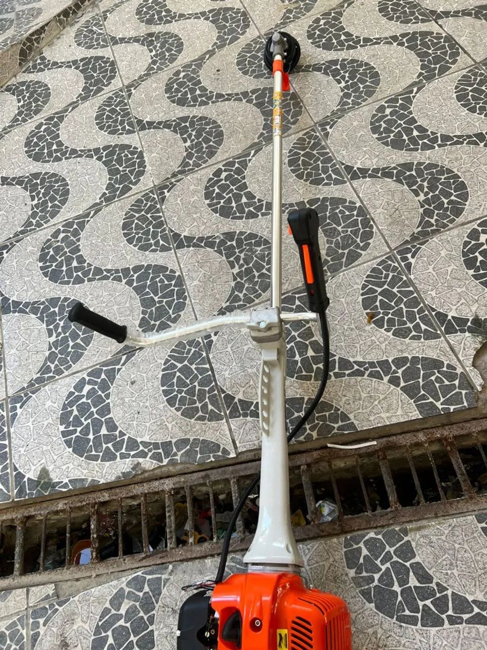 Roçadeira STIHL FS 380 NOVA Entrego - Tratores e máquinas agrícolas ...