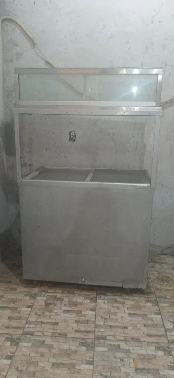 Freezer com vitrine 