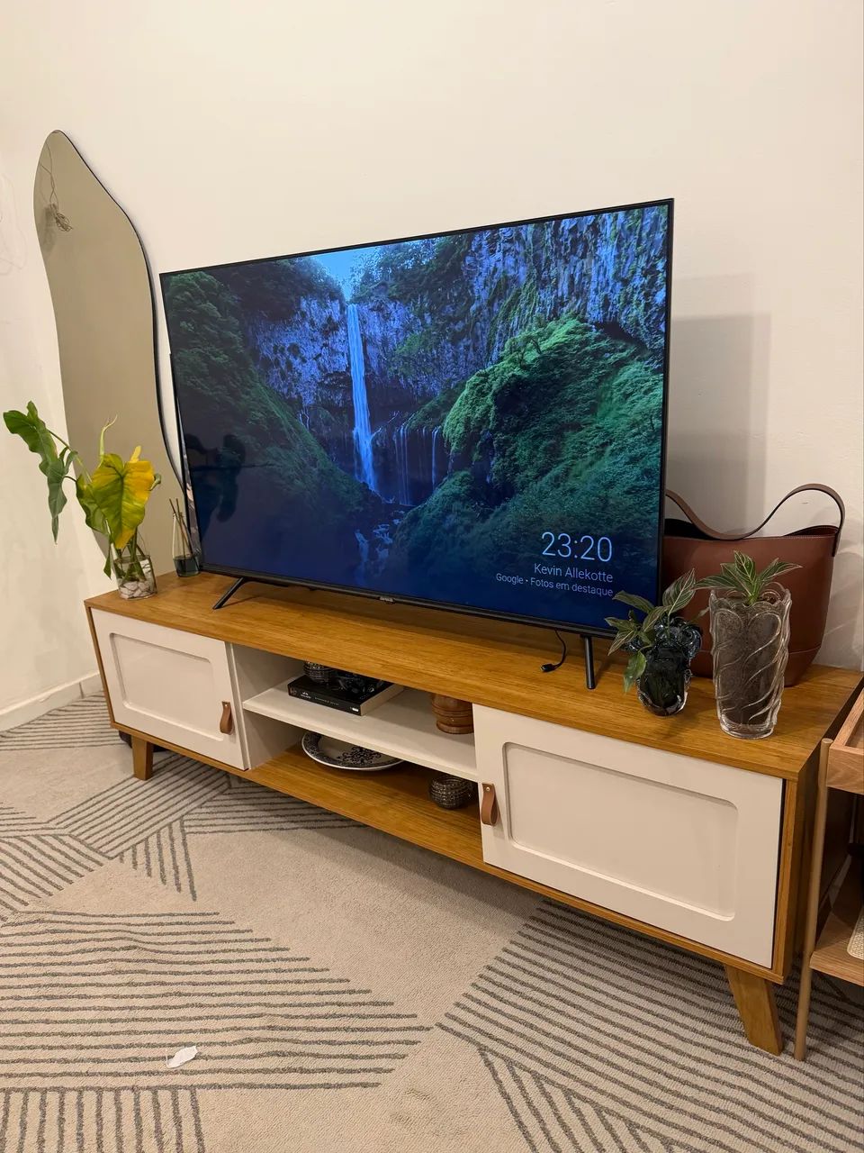 Hack para TVs de até 75 polegadas  - Foto 2