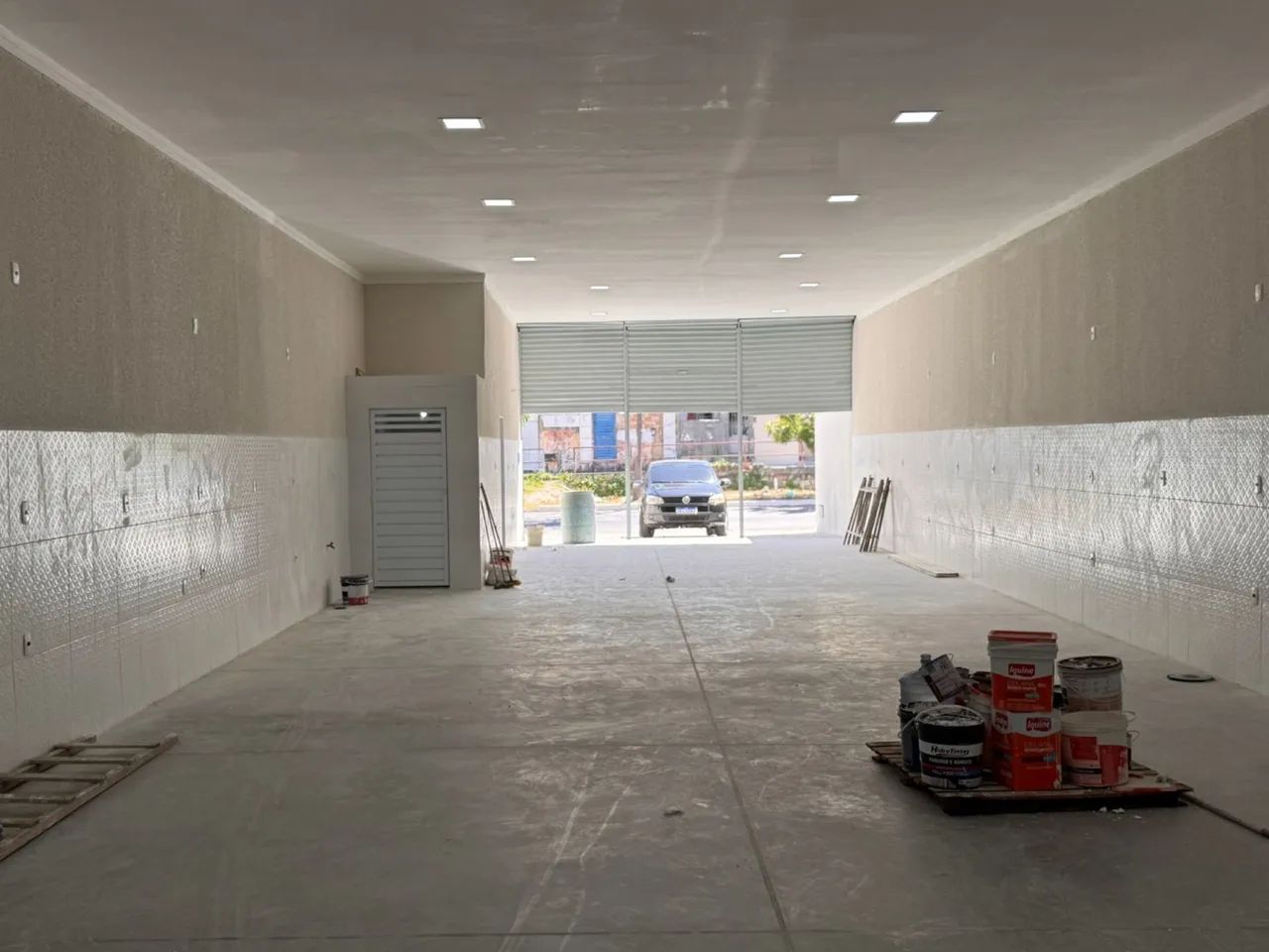 Galpão novo em avenida  - Foto 4