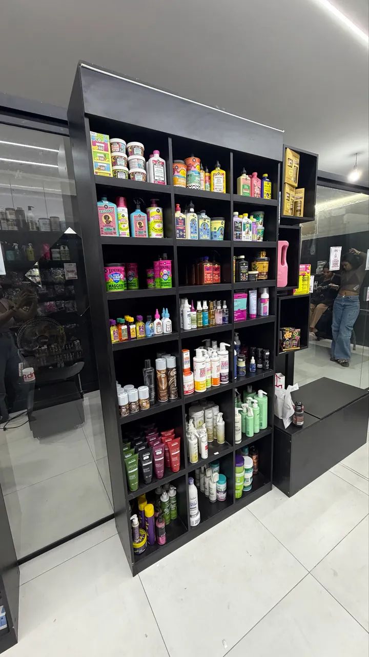 Móveis para loja de cosméticos ou perfumaria  - Foto 2