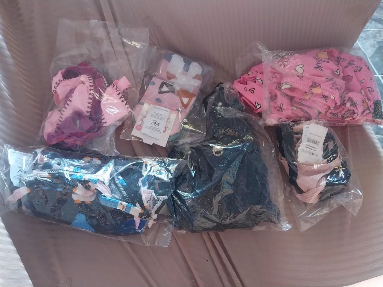 Vendendo roupa de dormir
