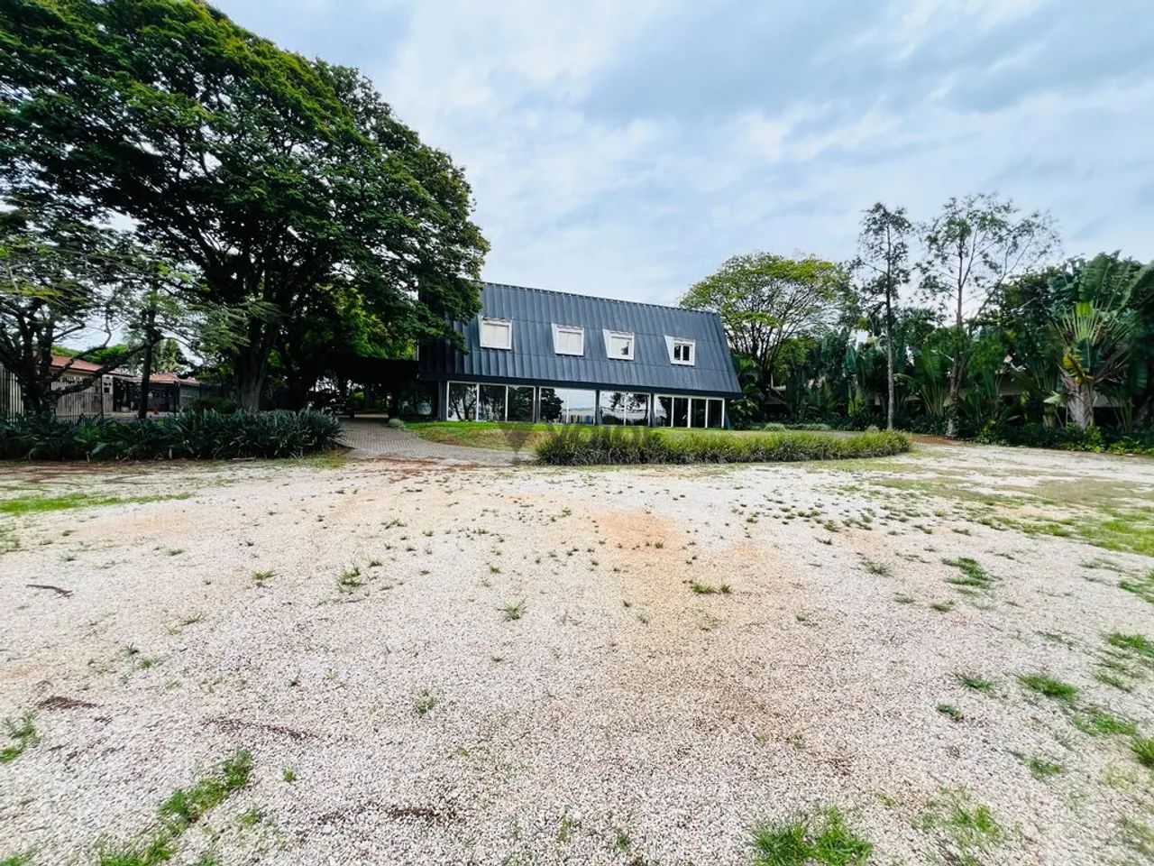 Casa para alugar em Campinas, Parque Taquaral, com 14 quartos, com 600 m² - Foto 3