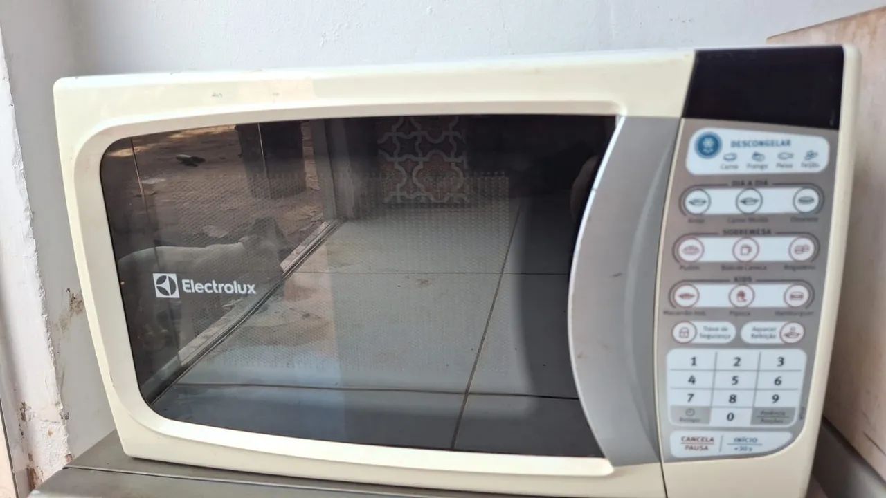 Vendo microondas todos funcionando perfeitamente  - Foto 4